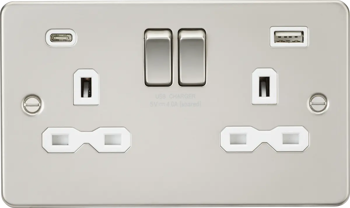 Flat plate 13A 2 Gang Switched Double Socket with Dual USB A+C Charger (5V DC 4A) - Pearl with White Insert ML Knightsbridge