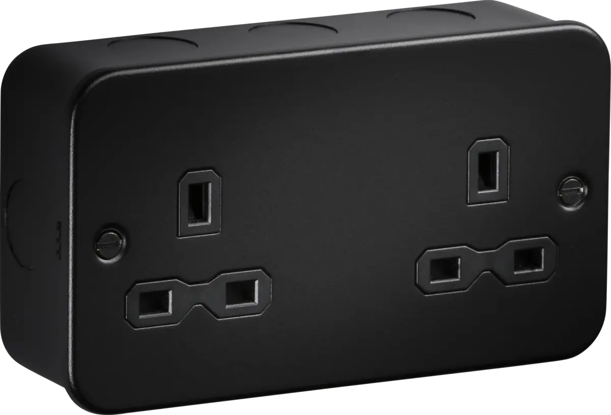 Knightsbridge Metal Clad Black 13A 2G Unswitched Socket – MR9000UTB Knightsbridge