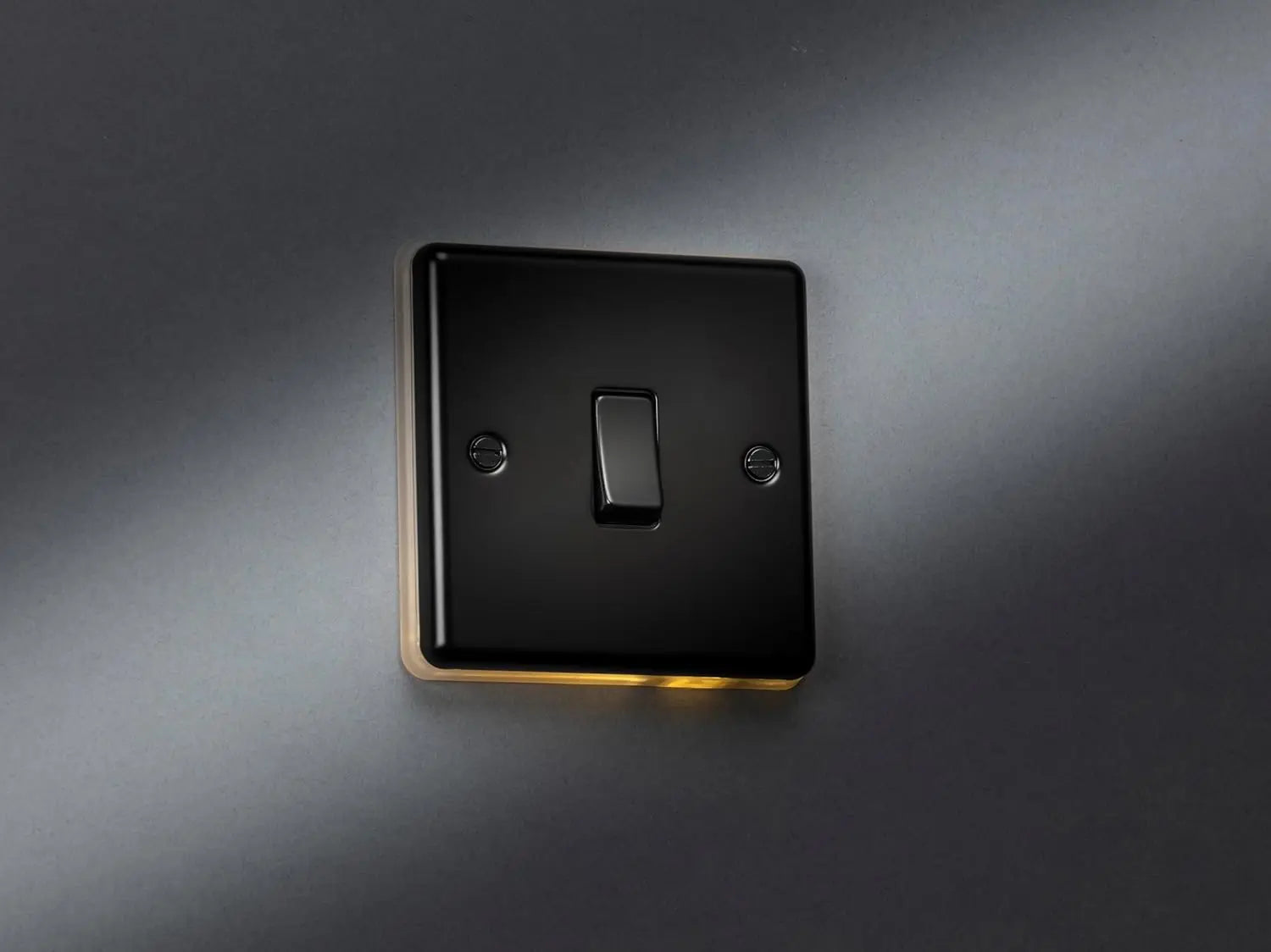 Knightsbridge 1GHALO 1 Gang Surround Frame with LED Light