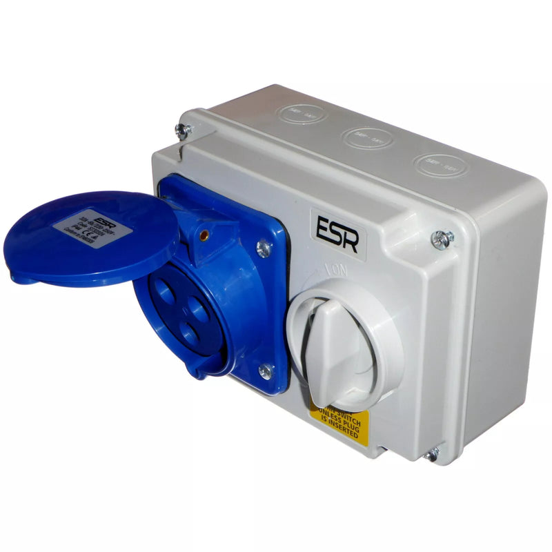 32 Amp 3 Pin Interlock Socket Switch with Industrial Trailing Plug IP44