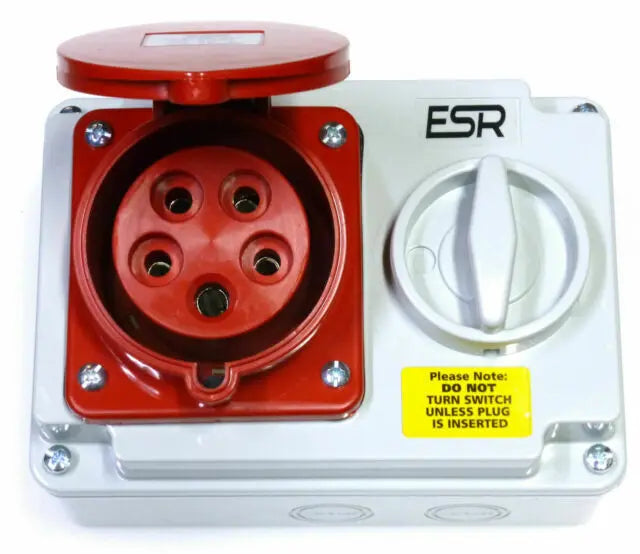 32 Amp 5 Pin Interlock Socket Switch 380V - 415V 3P+N+E Weatherproof IP44 SI32544 ESR