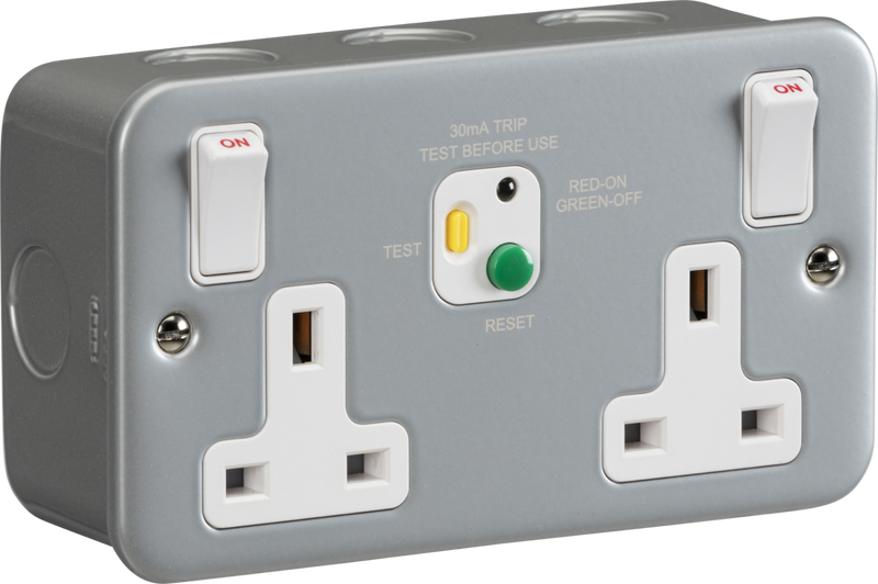 Metal Clad 13A 2 Gang Double Pole RCD Switched Socket - 30mA (Type A)